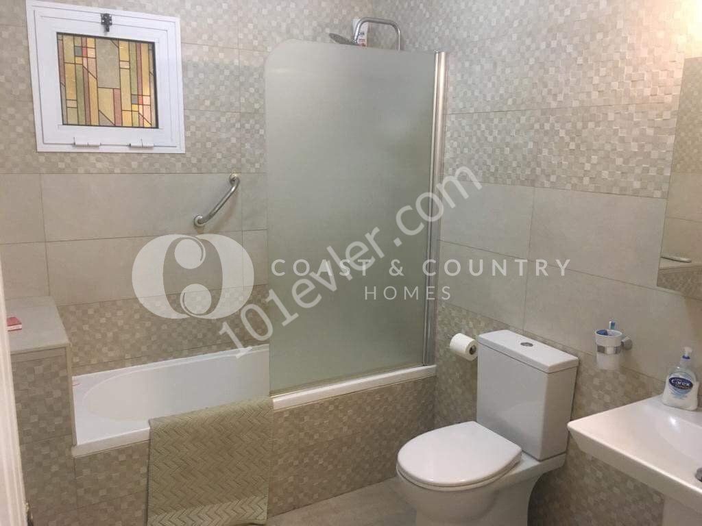 Taşınmaya hazır 3+1 daire * Bakımlı site, ortak havuz