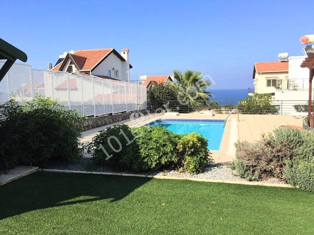  4 Bedroom Villa  with Sea Views * Private Swimming Pool