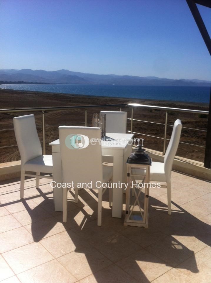 Superb Resale Penthouse Steps from The Beach * International Recognized Title Deeds in it Llovners Name * VAT Paid ** 