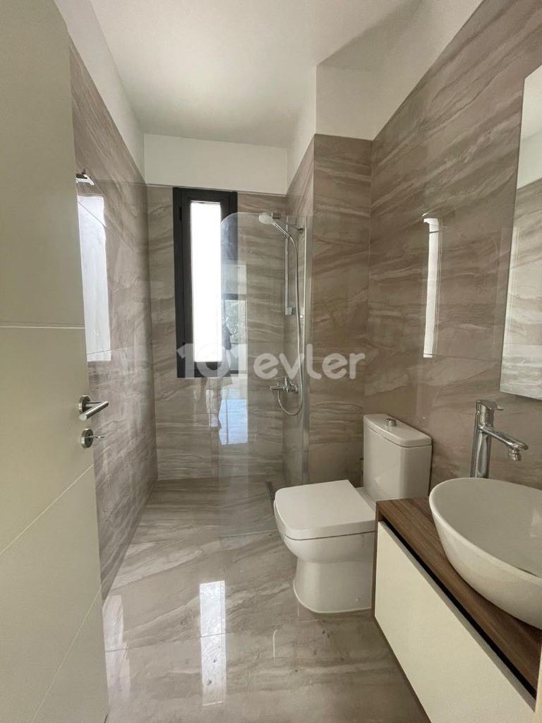 Luxury 2+1 Apartment for Sale in Kyrenia Central Residence ** 