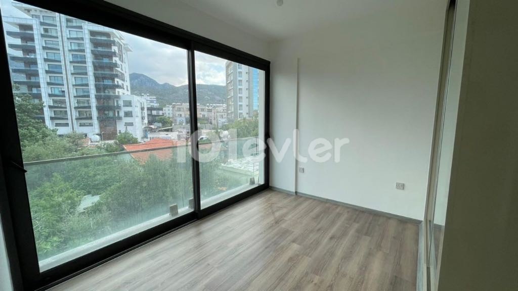 Luxury 2+1 Apartment for Sale in Kyrenia Central Residence ** 
