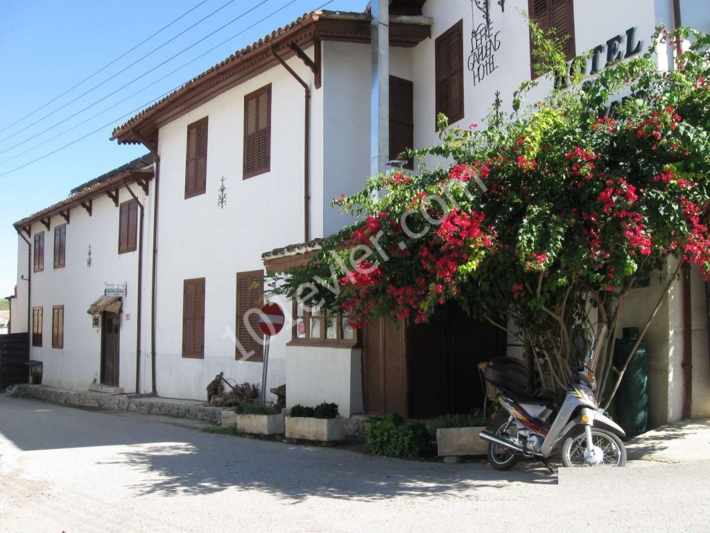 21 ROOM BOUTIQUE HOTEL IN LEFKE