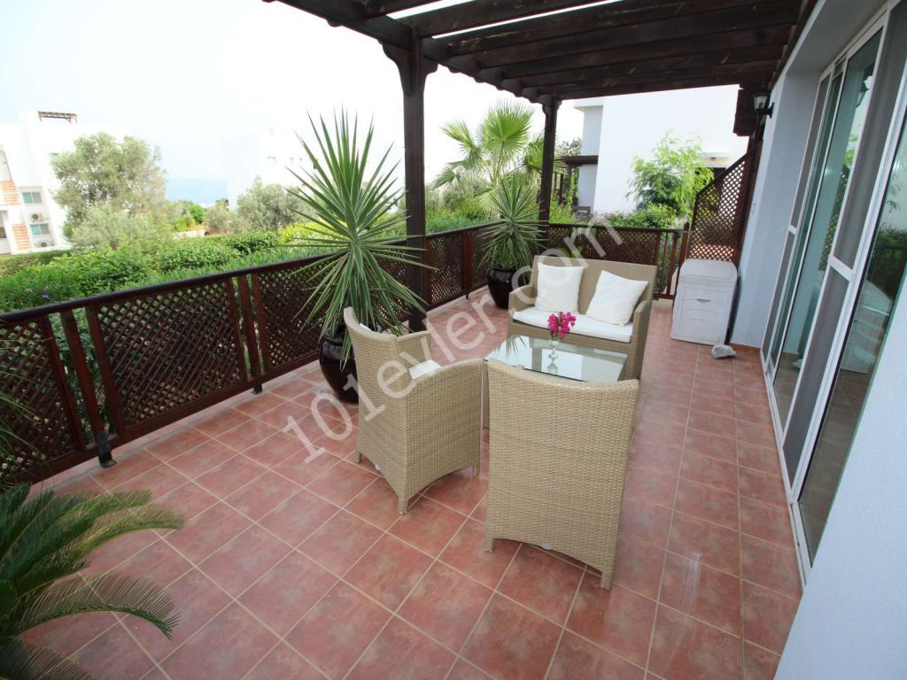 2 BEDROOM SEA VIEW GARDEN APARTMENT