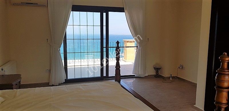 Elegant 4 bedroom beach view villa