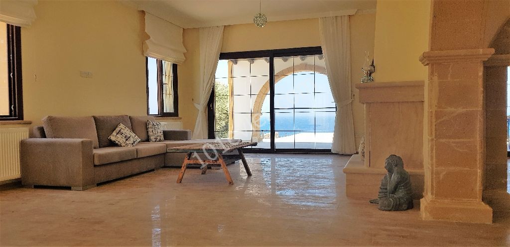 Elegant 4 bedroom beach view villa