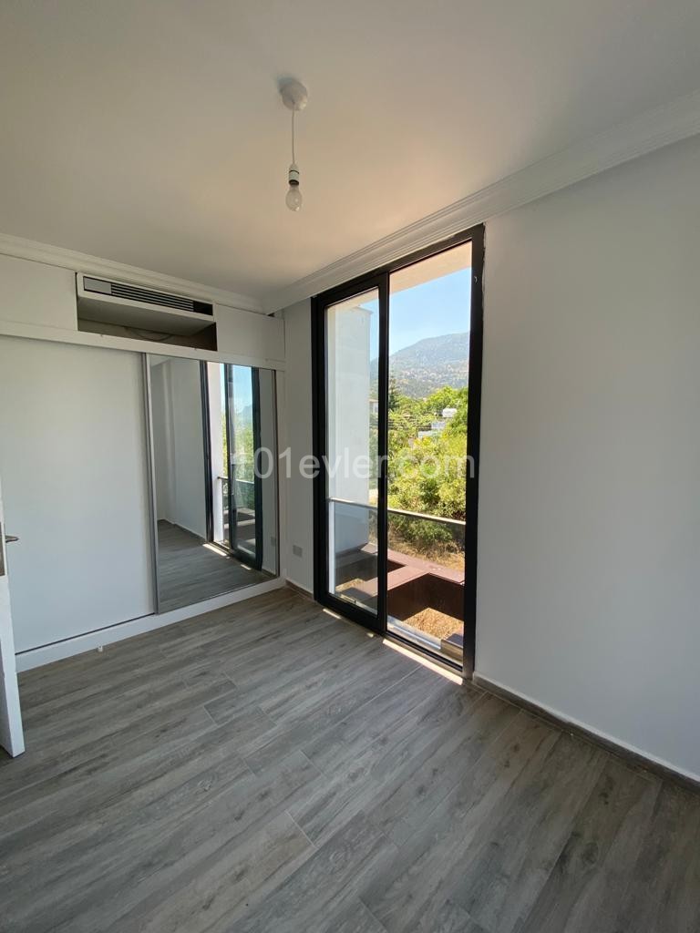 Contemporary 2 bedroom executive apartment