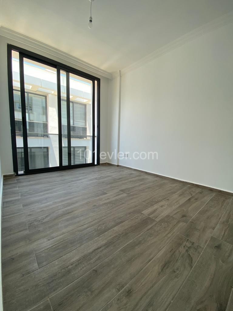 Contemporary 2 bedroom executive apartment