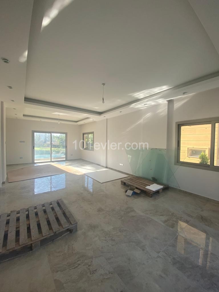 Luxurious 3 bedroom newly constructed villas