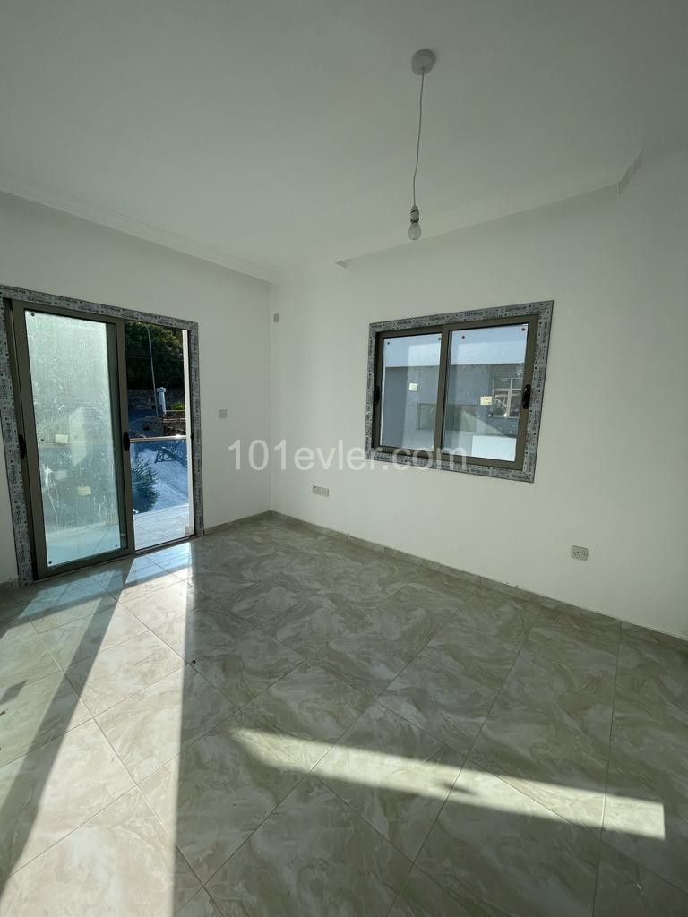 Luxury 2 bedroom sea and mountain view apartment