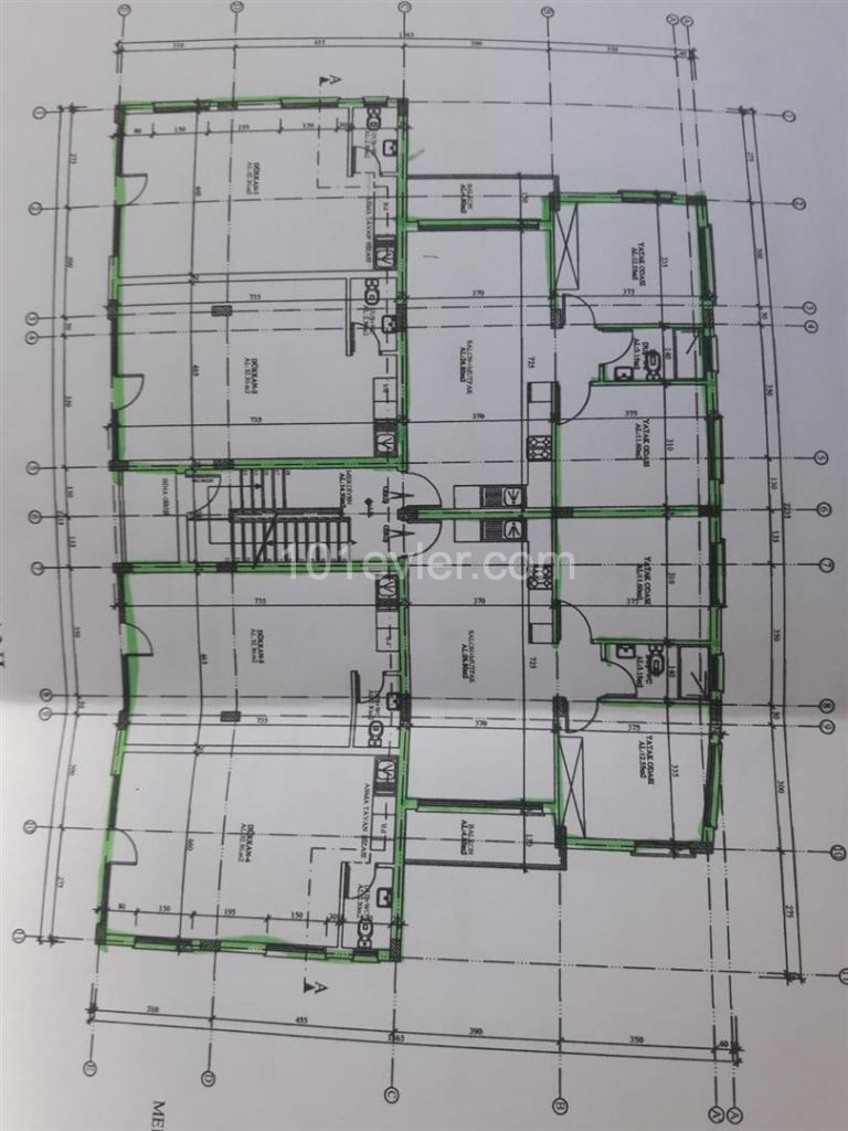 تخت برای فروش in Lapta, گیرنه