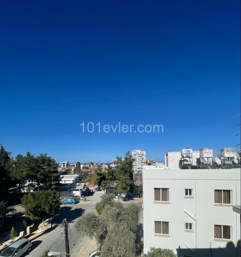 Penthouse Kaufen in Girne Merkez, Kyrenia