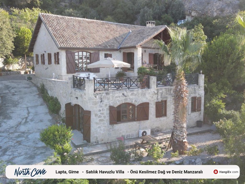 Traditional 3 Bedroom Stone House with Stunning Views