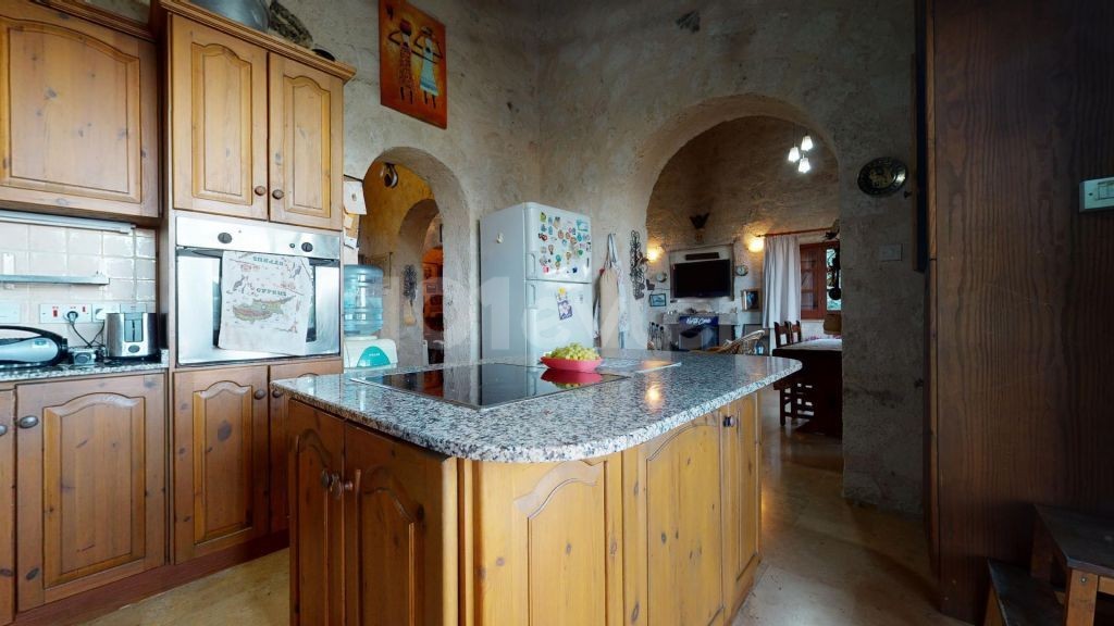 Traditional 3 Bedroom Stone House with Stunning Views