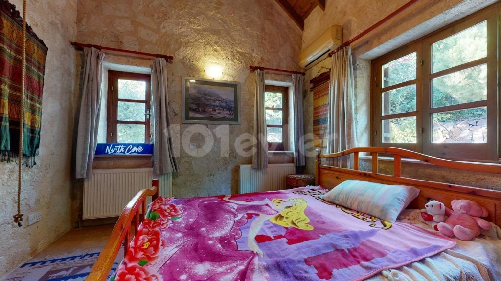 Traditional 3 Bedroom Stone House with Stunning Views