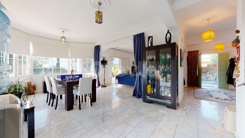 Fabulous three bedroom villa with stunning views