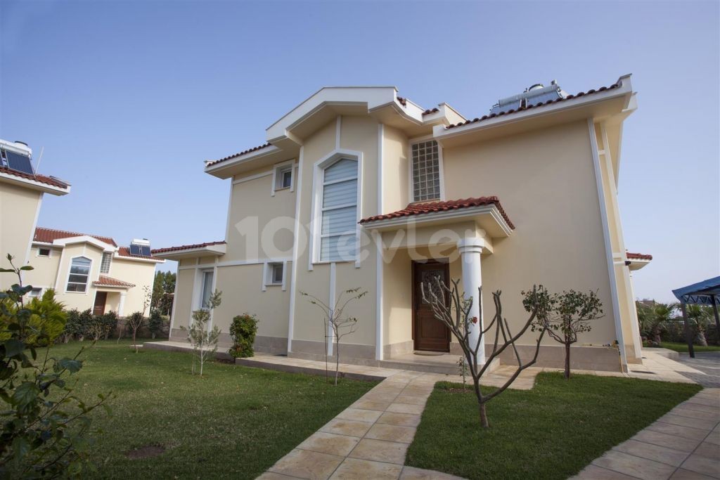 Prestigious 4 Bedroom Neo-classical Villa