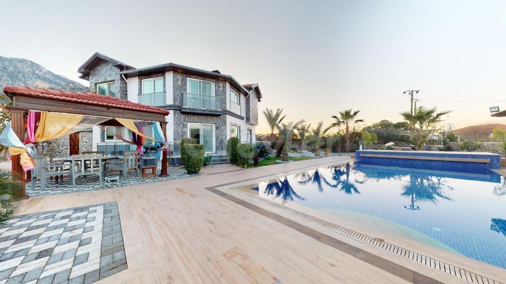 Sophisticated 3 Bedroom Mediterranean Style Villa