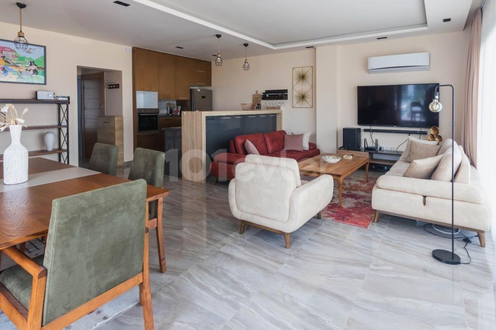 Penthouse Kaufen in Girne Merkez, Kyrenia