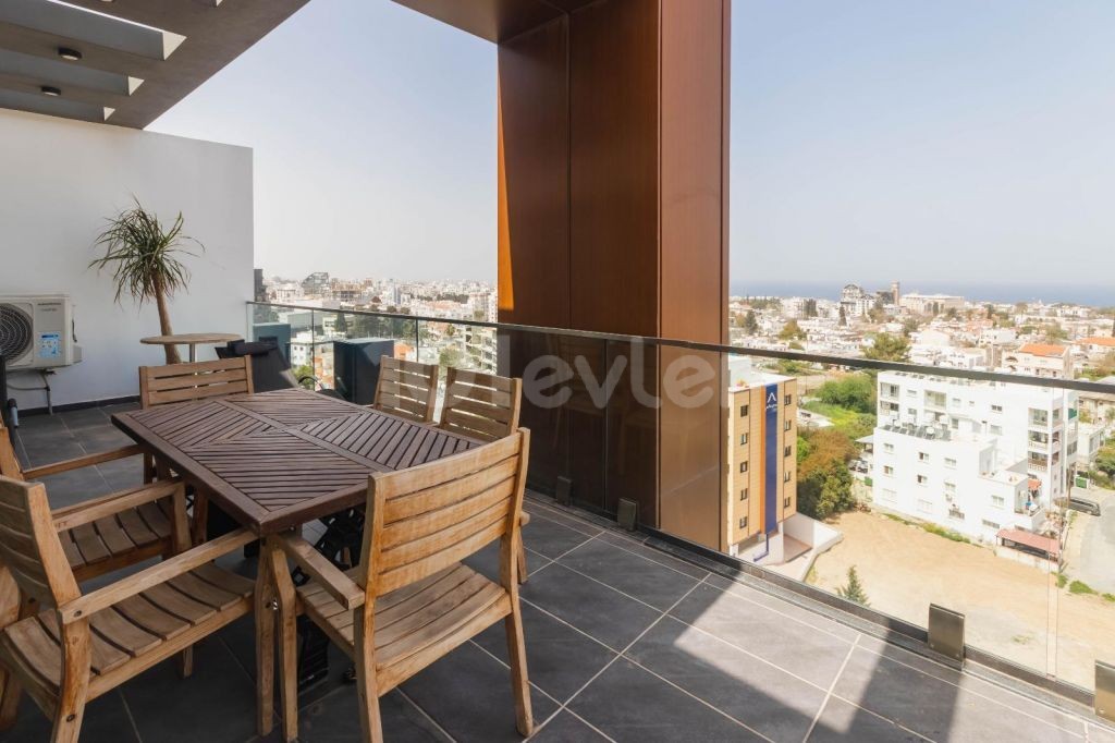 Penthouse Kaufen in Girne Merkez, Kyrenia