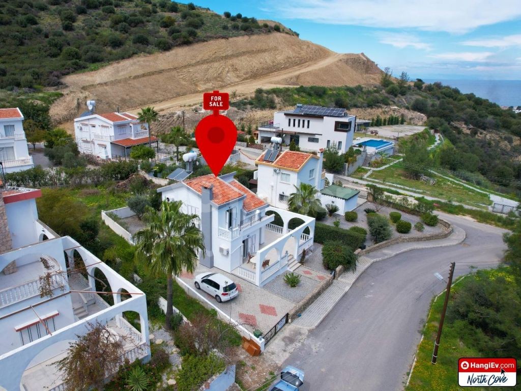 Fully Modernised 2 Bedroom Stunning Views Villa