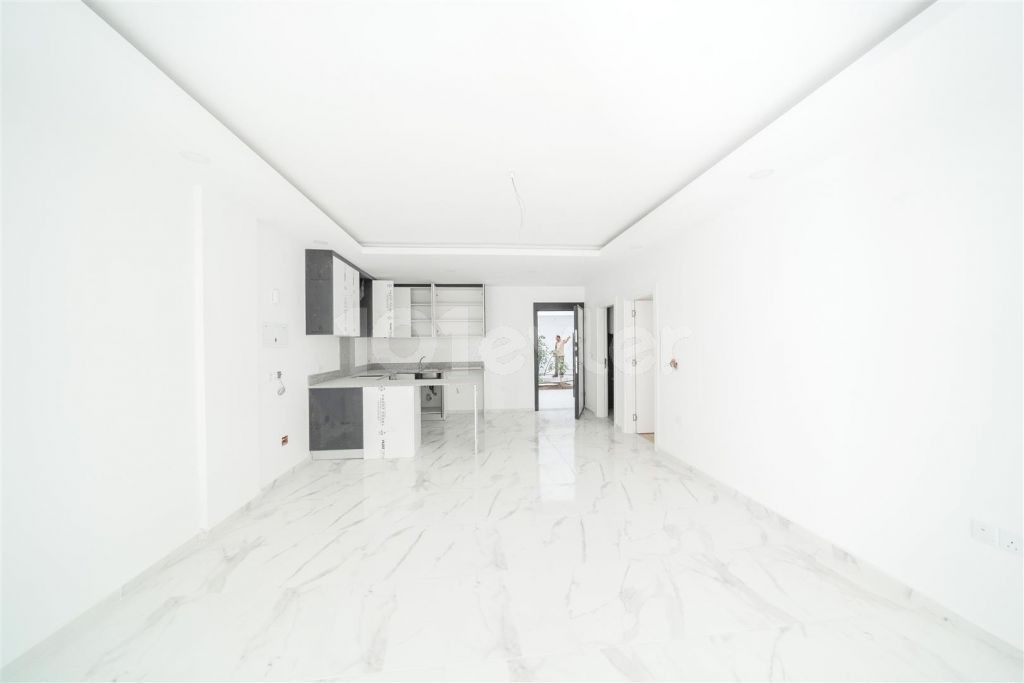 Brand New 1 Bedroom Spacious Apartment