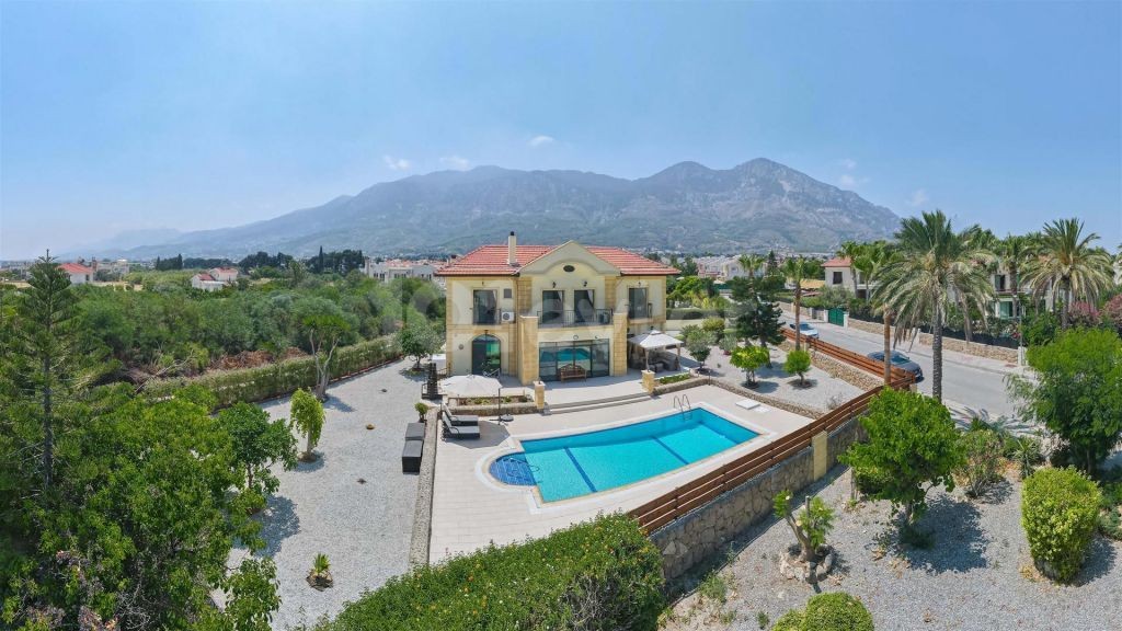 A World of Mediterranean Luxury Living