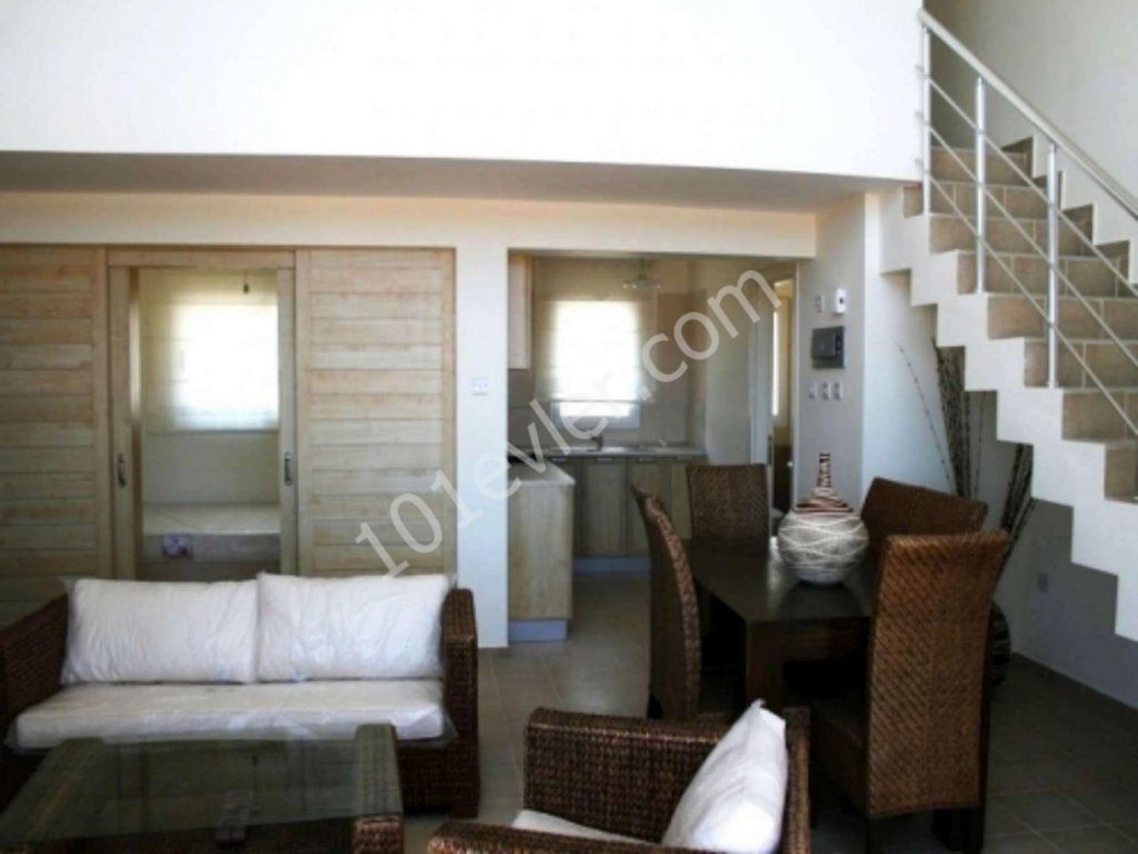 Girne - Bahceli  Satilik 2 + 1 Apartman Baslanci Fiyatlar £60,000