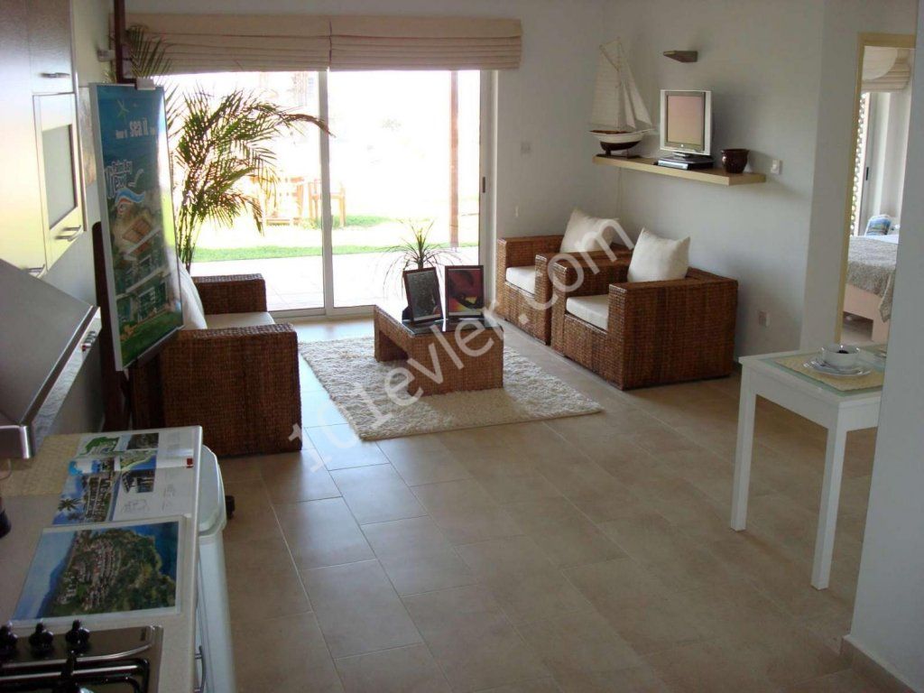 2 BEDROOM APARTMENT  WITH COMMUNAL POOL 