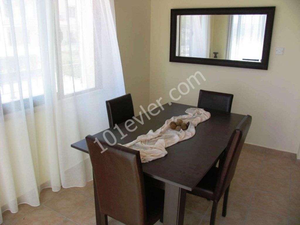 Girne - Bahceli  Satilik 3 + 1 Apartman 