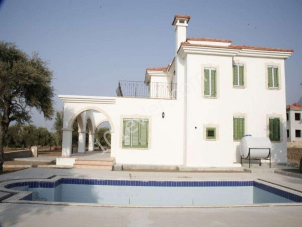 KYRENIA OZANKOY 3+1 SATILIK VILLA