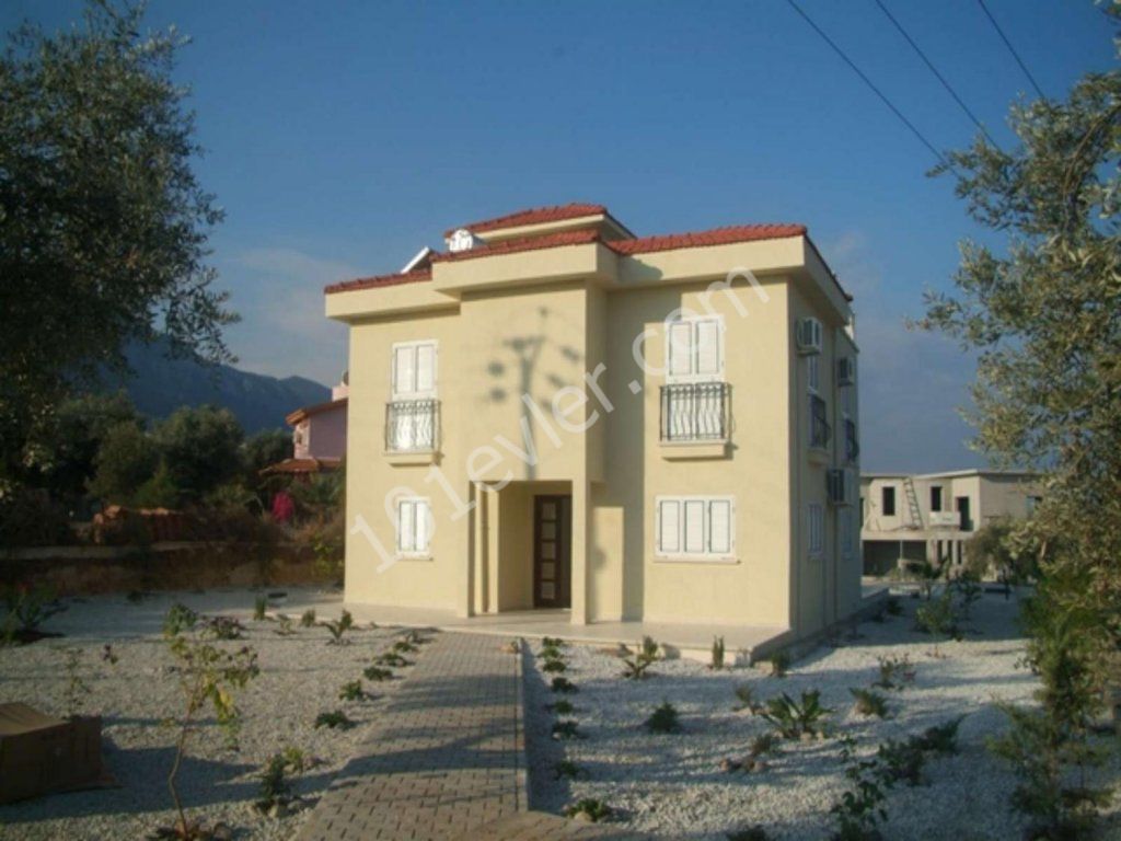 KYRENIA OZANKOY 3+1 SATILIK VILLA