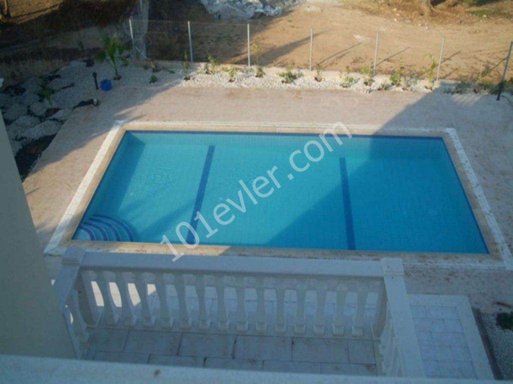 KYRENIA OZANKOY 3+1 SATILIK VILLA