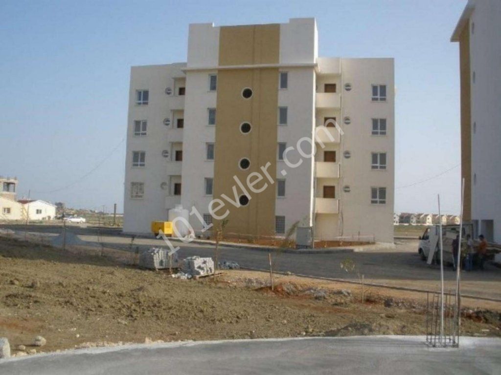 SATILIK 1/2/3 +1  DAIRELER ORTAK HAVUZLU FROM £42,000