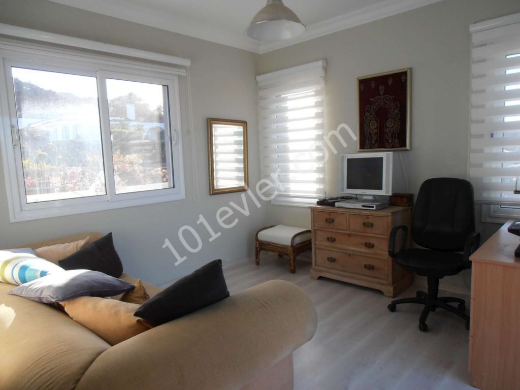 3 BEDROOM VILLA IN KARSIYAKA 