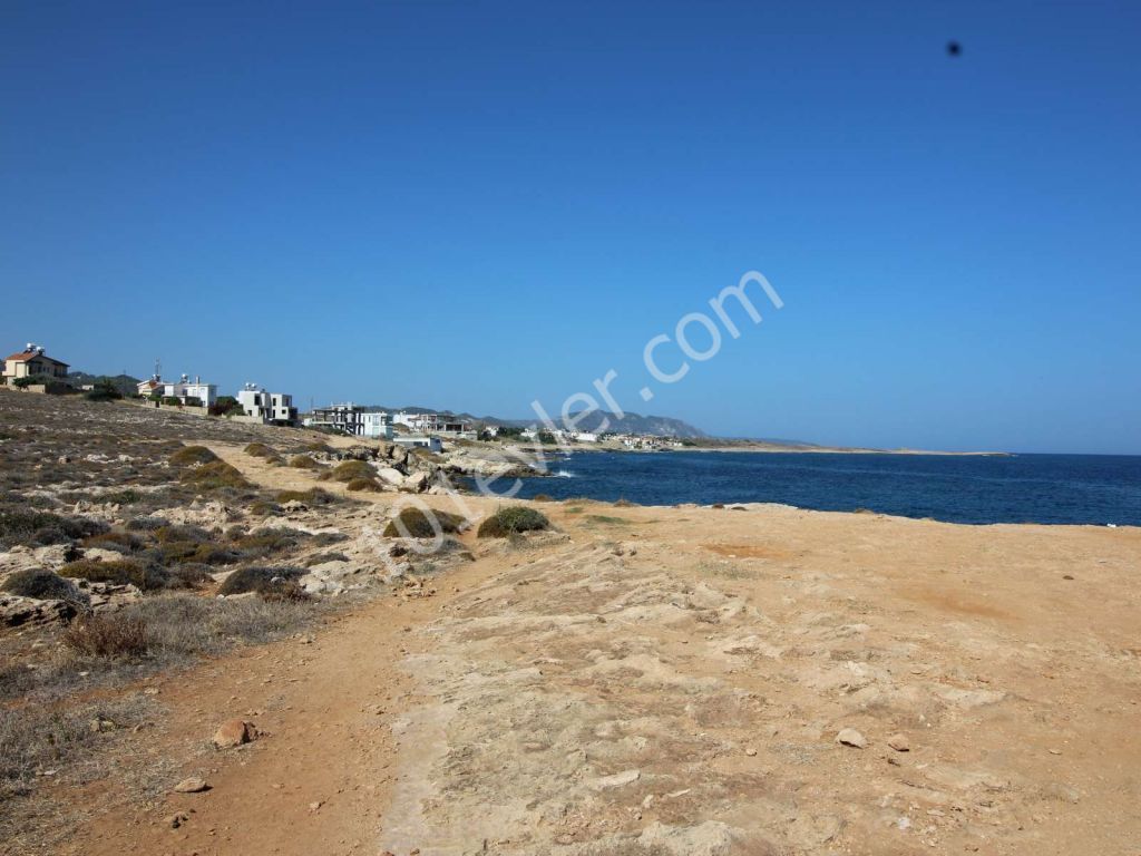 Feld Kaufen in Karşıyaka, Kyrenia