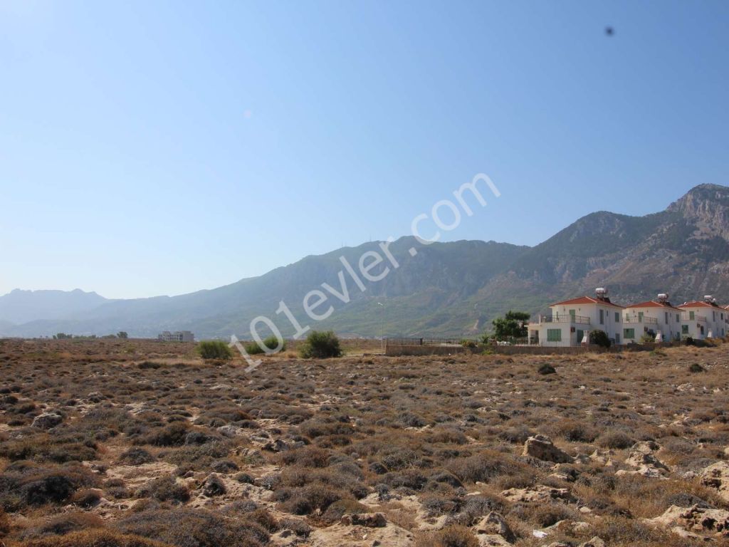 Feld Kaufen in Karşıyaka, Kyrenia