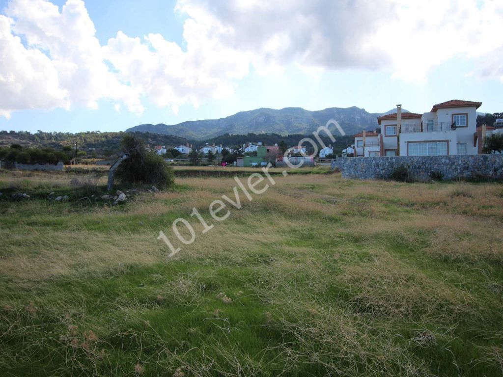 Feld Kaufen in Esentepe, Kyrenia