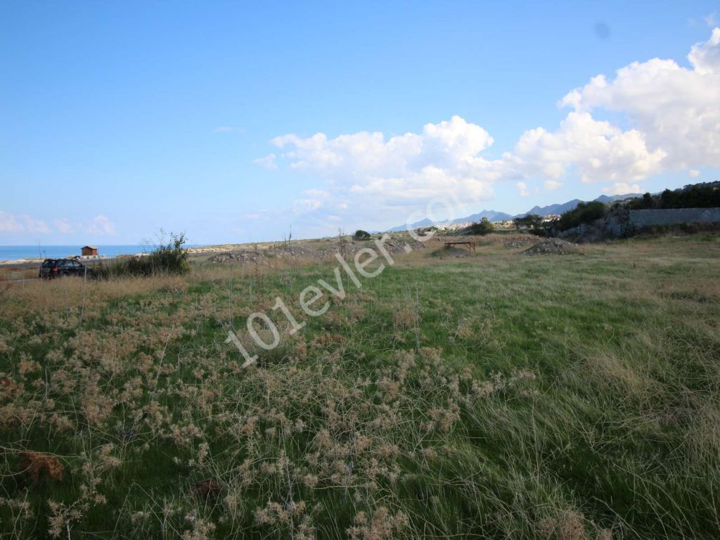 Feld Kaufen in Esentepe, Kyrenia