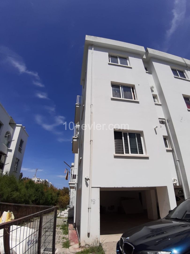 A complete apartment for sale from KYRENIA KOCAK 9 units 2 + 1 3 units 1 + 1 And 130 m2 2 + 1 without a cob A total of 13 apartments Equivalent to 560 thousand with a cob ** 
