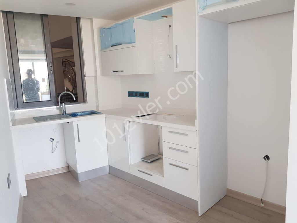 Flat For Sale in Girne Merkez, Kyrenia