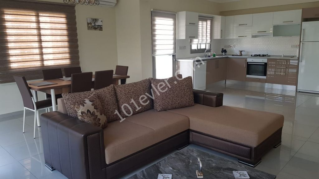 Girne Akçiçek Hastahanesi ve Eziç Penuts yanı.0.....135m2 on full eşyalı,inverter klimalı. 3+1 kiralık lüks daire( ebeveyn banyo tuvaletli) 2 deposit,1 kira 1komisyon. 1 kira 1 komisyon.