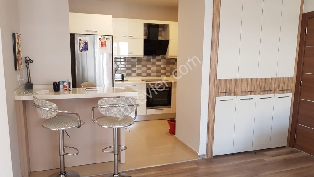 Kıbrıs Girne Merkezde lüks sıfır kiralık 2+1  full yeni daire