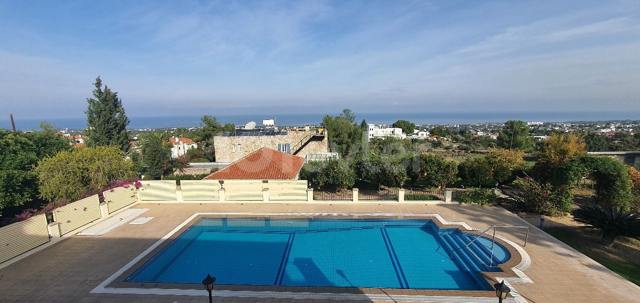 950m2 with magnificent mountain and sea views in Çatalköy. this magnificent villa with 5 bedrooms and a swimming pool in 3.5 acres of land, the view of which is never closed ** 