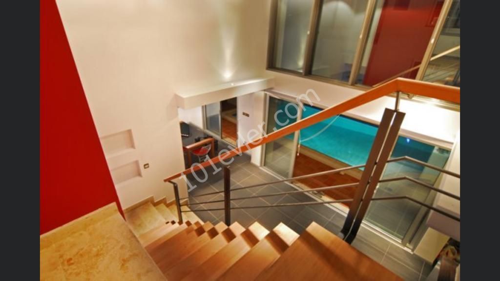 3 bedroom villa full,Zeytinlik Kyrenia,privet pool & garden  will be free by 24tg November)