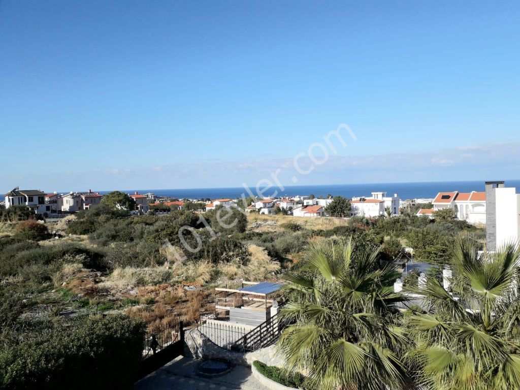 Villa For Sale in Alsancak, Kyrenia