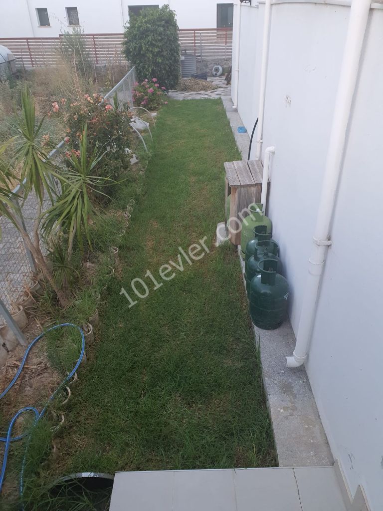 Flat For Sale in Karaoğlanoğlu, Kyrenia