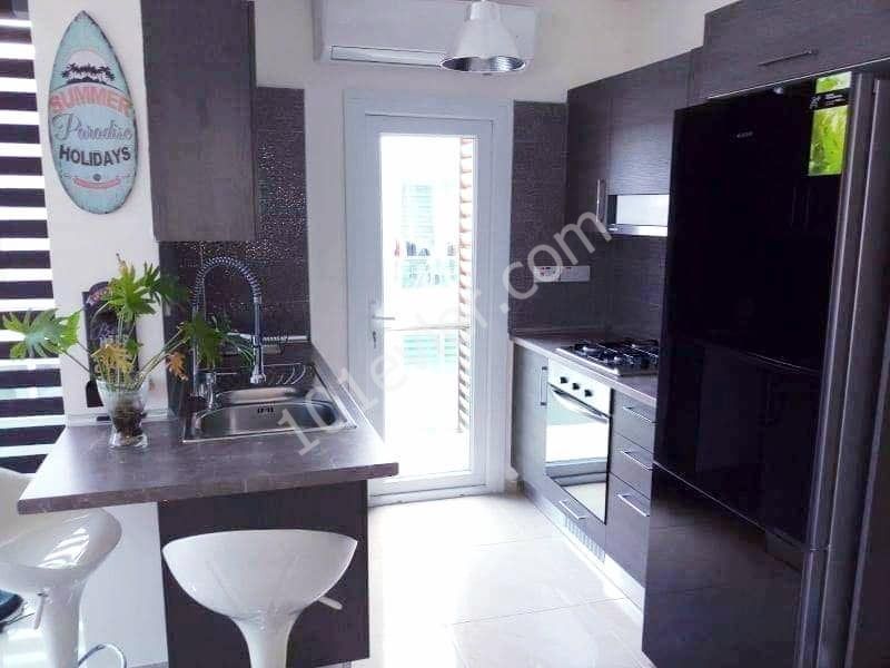 Girne Koton.mağazası bölgesi lüks full daire, Penthouse, balkonlu, inverter klimalı