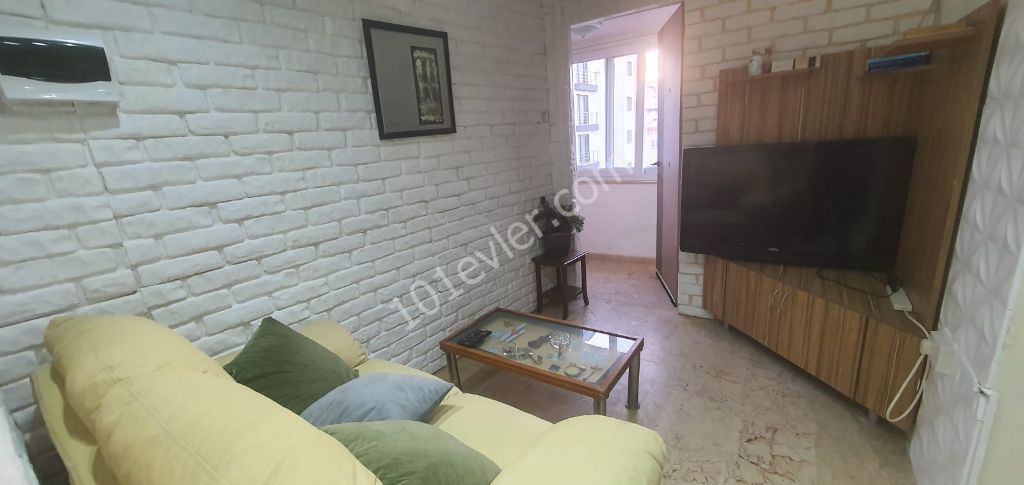 Passuci and Caliope area,1 bedroom flat, 1 rent 1 comision (1  deposit .