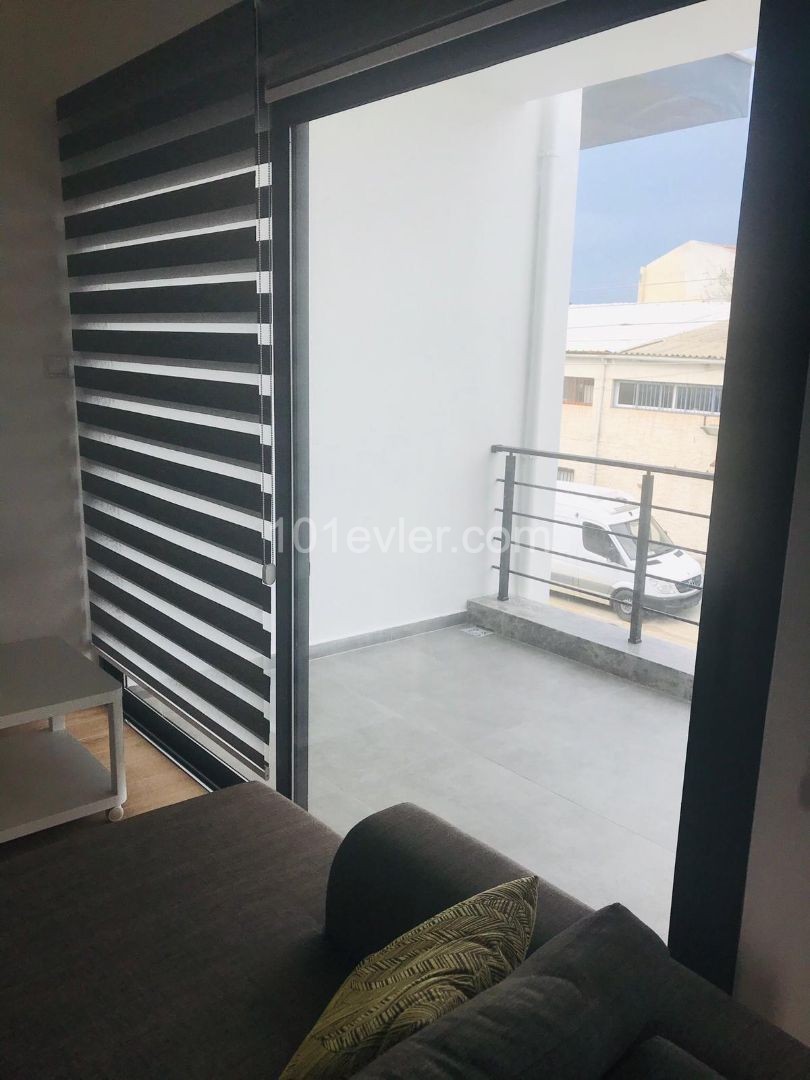 Kyrenia City Hall counter zone complete building, Turkish title deed, fully furnished, 6 pieces 2 +1 ** 