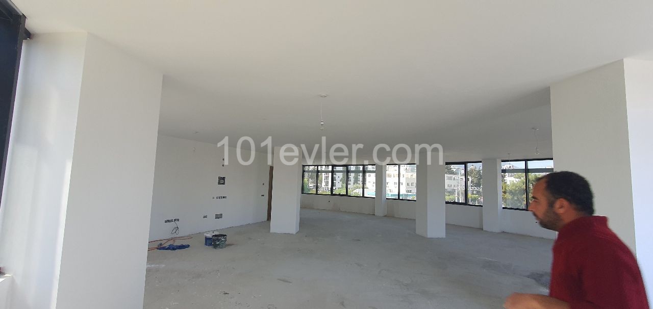 Kyrenia Zentrum 300m2 Luxus 300m2 Büro 